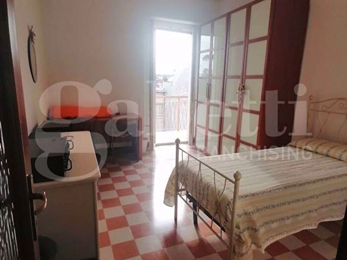 Appartamento quadrilocale in affitto in Via Marchetti, Centro, Macerata