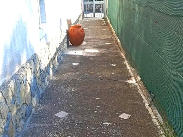 Appartamento con 8 locali in vendita in Via Aldo Moro, Sant'Arsenio