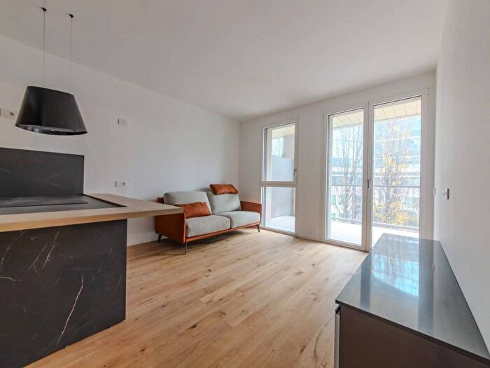 Appartamento bilocale in affitto in Via Inverigo, Certosa, Milano