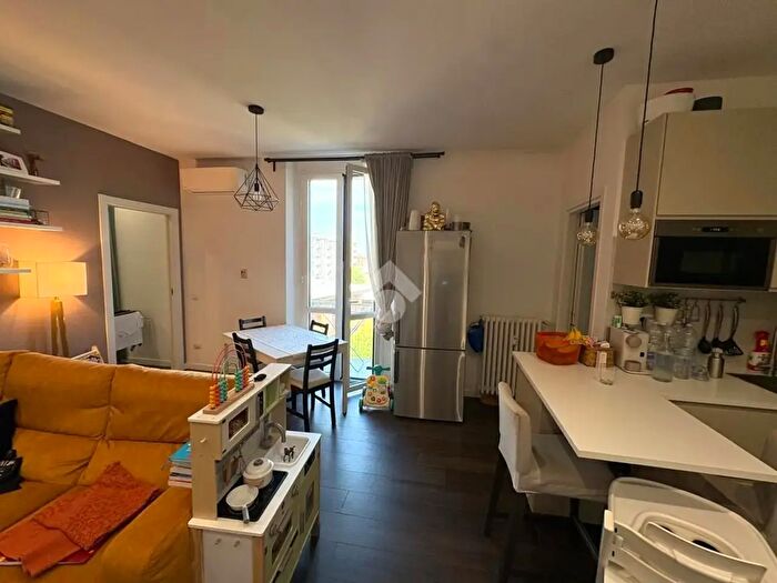 Appartamento bilocale in vendita in Via Galileo Galilei, Monza