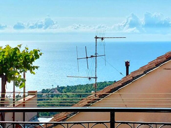 Appartamento con 5 locali in vendita in Via alla Chiesa, Diano Marina