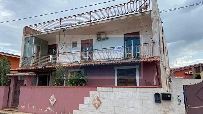 Appartamento trilocale in vendita in Siracusa