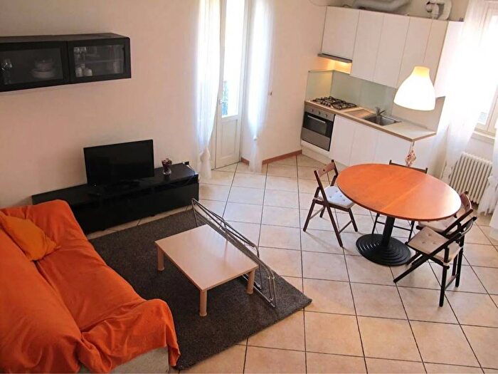 Appartamento bilocale in affitto in Via Municipio SNC, Colico Piano, Colico