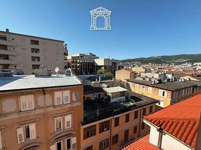 Appartamento bilocale in vendita in Trieste