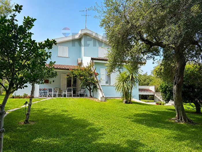 Casa con 6 locali in vendita in Sassari