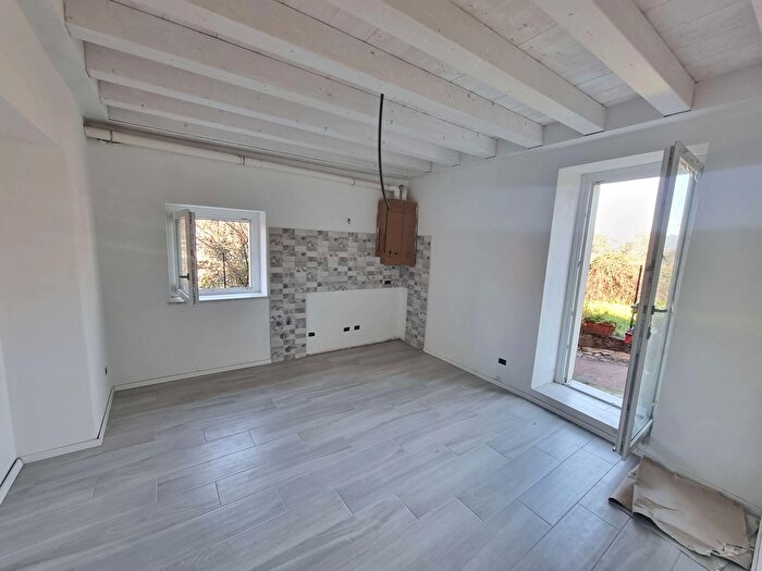 Appartamento bilocale in vendita in Lerici