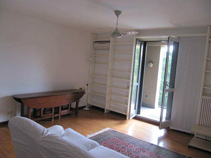 Appartamento trilocale in affitto in Via Cardinale Ascanio Sforza, Ascanio Sforza, Milano