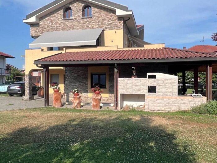 Appartamento trilocale in affitto in Borgata Tagliaferro, Tagliaferro Tetti Piatti, Moncalieri