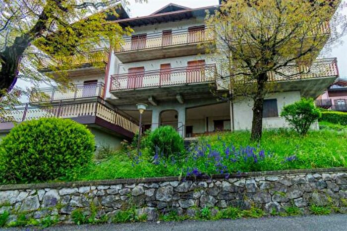 Appartamento bilocale in vendita in Via Monte Grappa, Cornalba