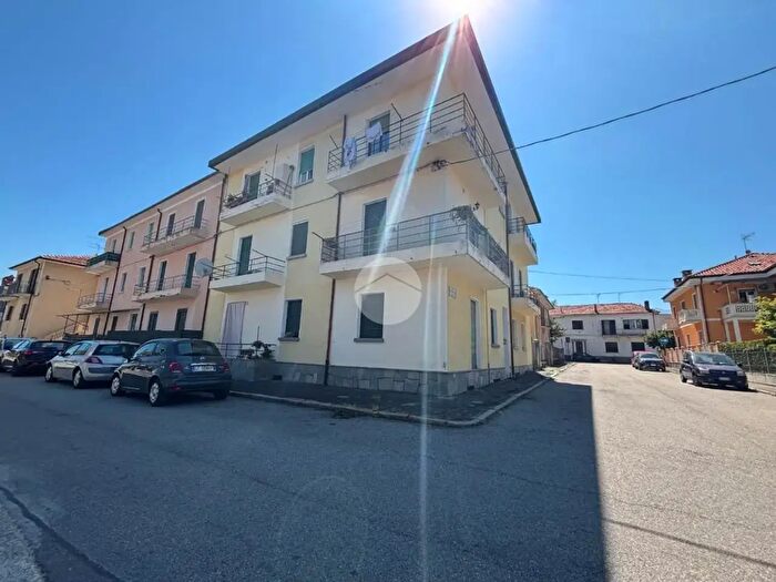 Appartamento bilocale in affitto in Via Rossini, Pinerolo