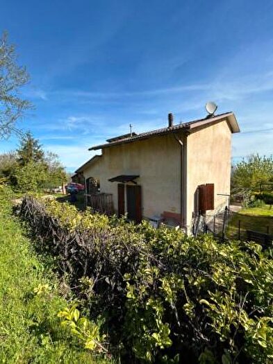 Casa con 6 locali in vendita in Via FaetoPrignano, Serramazzoni