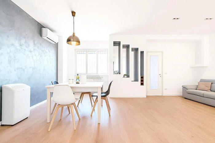 Appartamento quadrilocale in vendita in Via Cellini, Nichelino