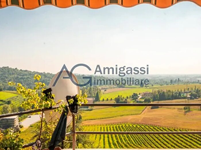 Appartamento trilocale in vendita in Via Sporla, Scanzorosciate