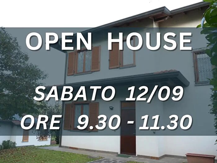Casa quadrilocale in vendita in Via Pessina, Biassono