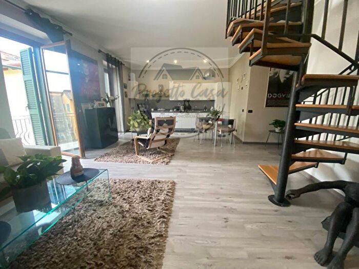 Appartamento quadrilocale in affitto in Via San Francesco, Centro Storico, Velletri
