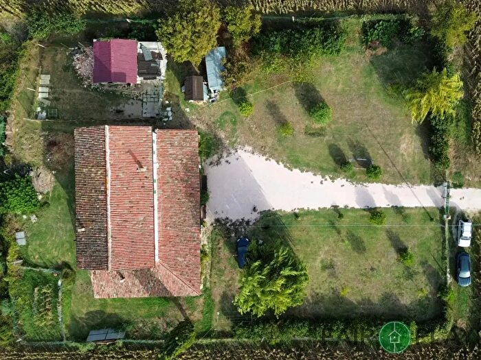 Casa con 5 locali in vendita in Via Cesena, Longiano