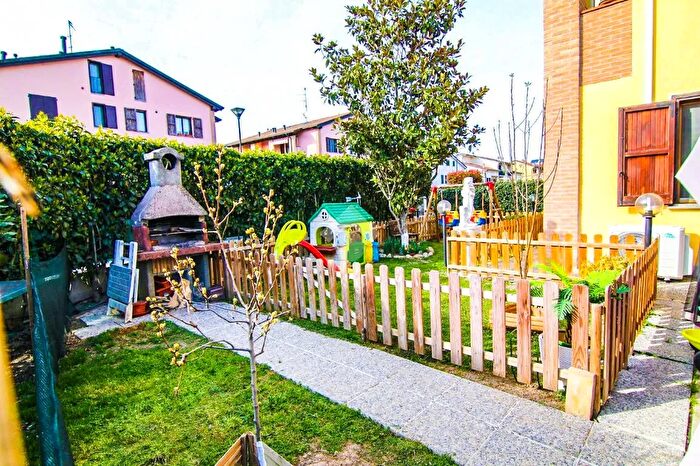 Appartamento trilocale in vendita in Via Libero Grassi, Torrile