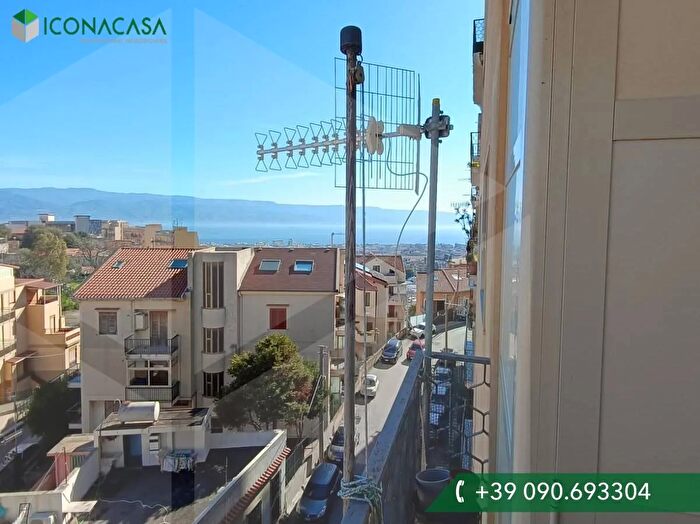 Appartamento quadrilocale in vendita in Via Noviziato, Messina