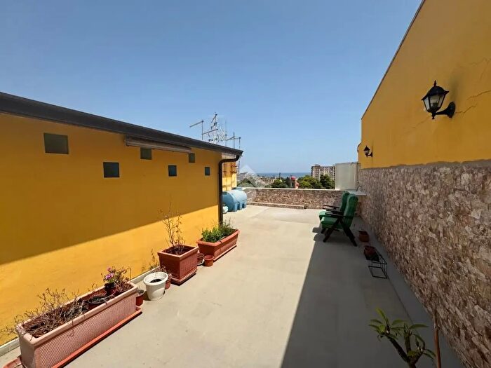Appartamento trilocale in vendita in Via Archimede Campini, Palermo
