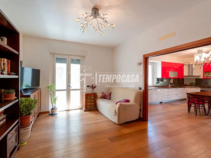 Appartamento con 5 locali in vendita in Fidenza