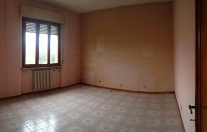 Appartamento con 5 locali in vendita in Gramsci, Jesi