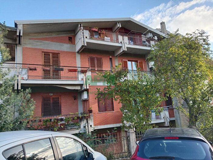 Appartamento quadrilocale in vendita in Via Sardegna, Carolei