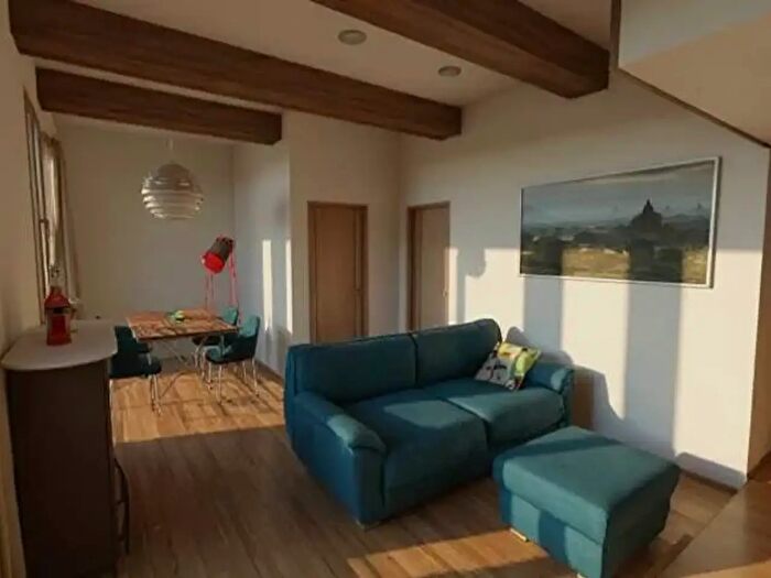 Casa con 7 locali in vendita in Reggiolo