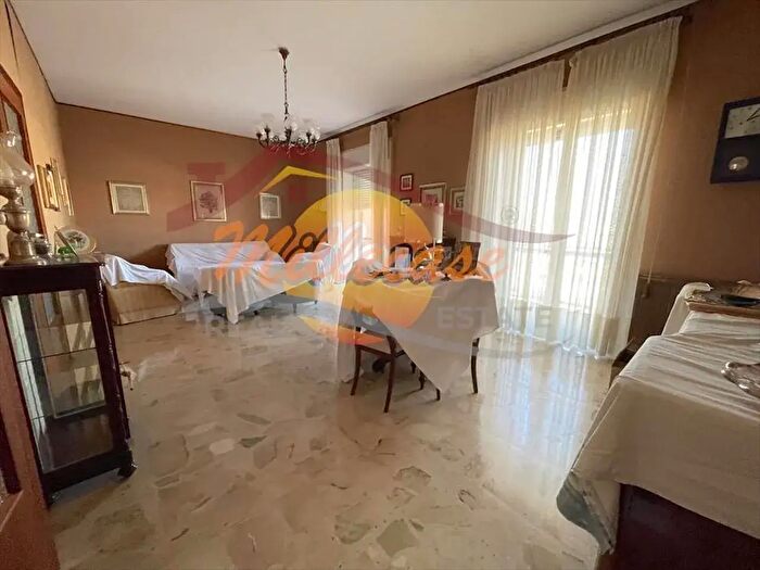 Appartamento con 5 locali in vendita in Via Alessandro Specchi, Siracusa