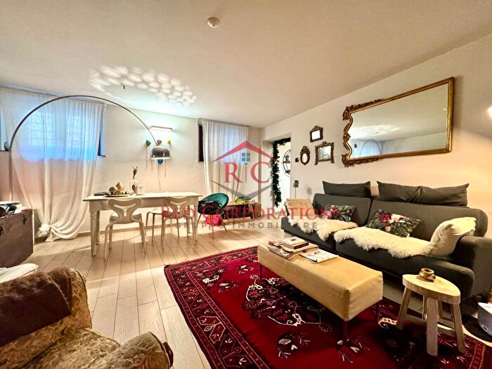 Appartamento quadrilocale in affitto in Via Del Portone, Centro Storico, Reggio Emilia