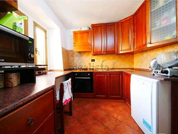 Casa con 5 locali in vendita in Pavullo Nel Frignano