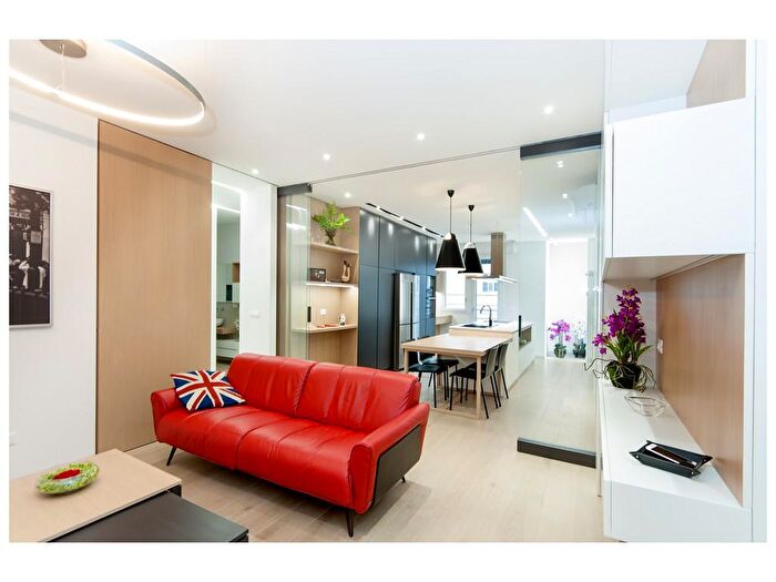 Appartamento in vendita in Via Amndola, Bologna