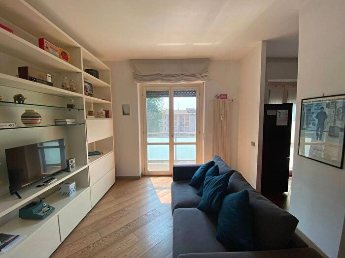 Appartamento bilocale in affitto in Piazza Pompeo Castelli, Bovisa, Milano