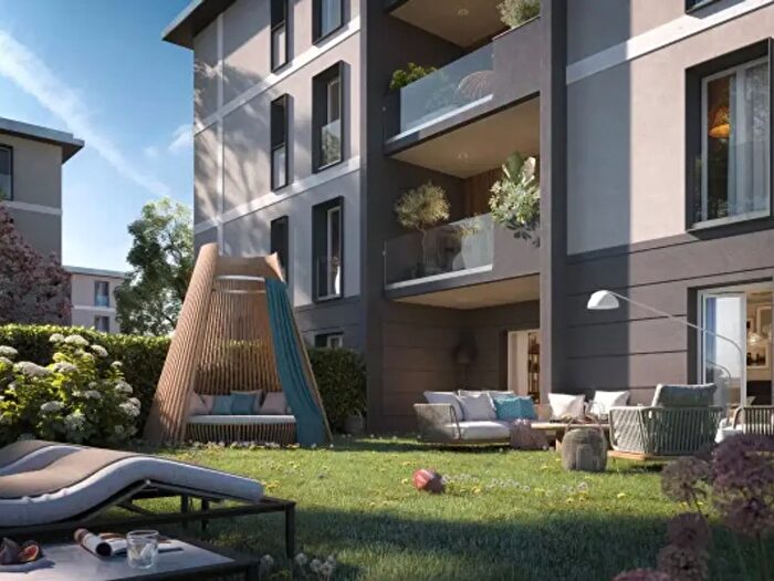 Appartamento bilocale in vendita in Via Aldo Moro, Burago Di Molgora