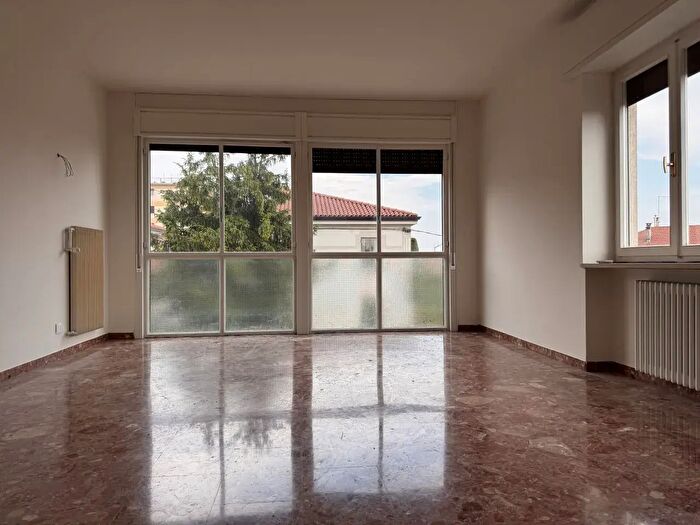 Appartamento quadrilocale in vendita in Via Bernucci, Bassano Del Grappa