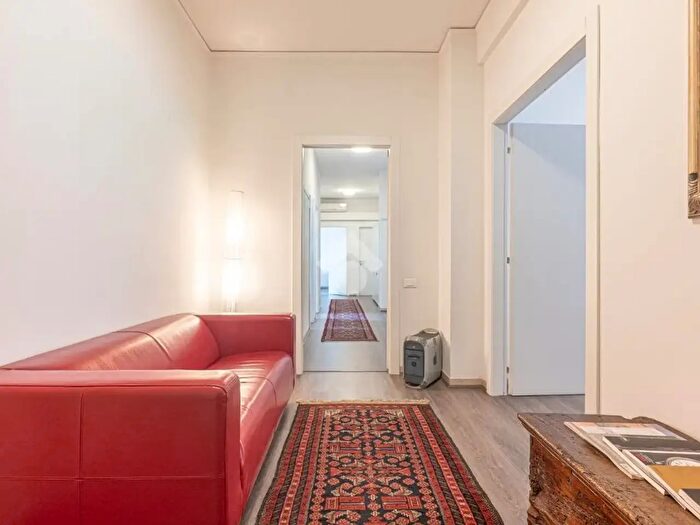 Appartamento con 5 locali in vendita in Via Guglielmo Marconi, Verona