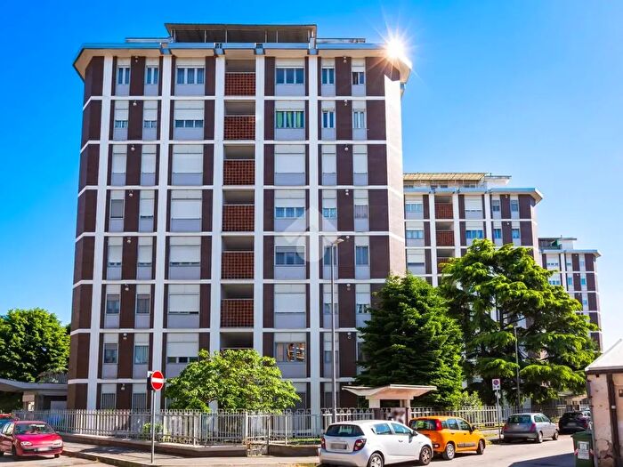 Appartamento trilocale in vendita in Via San Giovanni, Beinasco