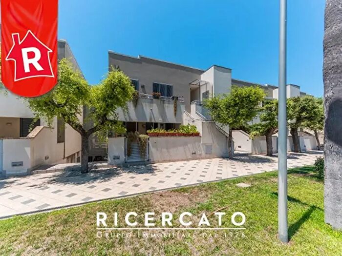 Appartamento trilocale in vendita in Via Zola, Cavallino