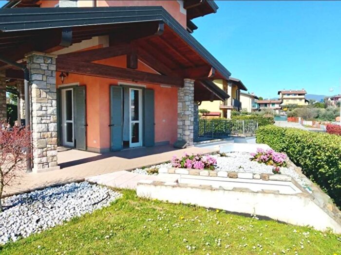 Casa trilocale in affitto in Moniga del Garda