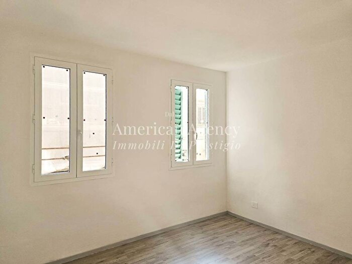 Appartamento con 5 locali in affitto in Via San Gallo, San Marco SS Annunziata, Firenze