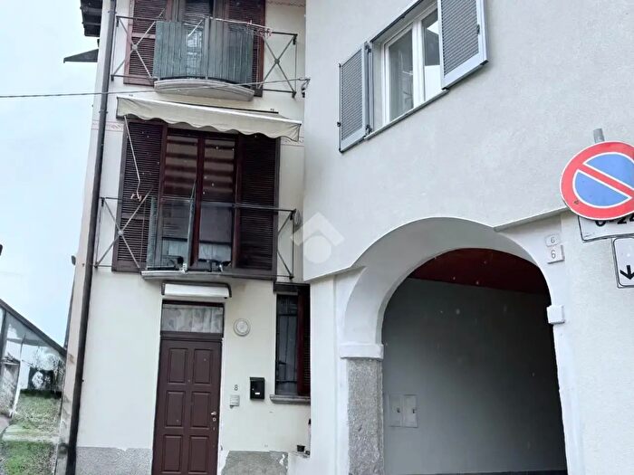 Appartamento bilocale in vendita in Via Roma, Lentate Sul Seveso