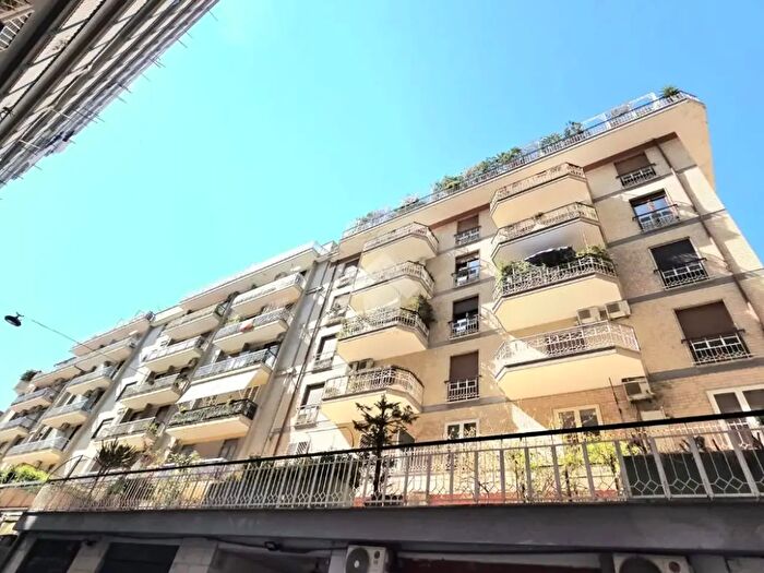 Appartamento con 6 locali in vendita in Via Privata Borrelli, Bari
