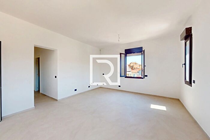 Appartamento quadrilocale in vendita in Corsica Cesena, Cesena