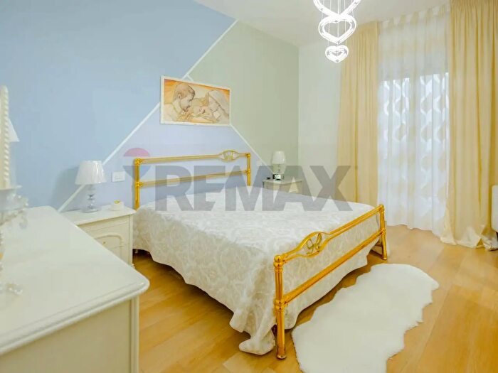 Appartamento trilocale in vendita in Via Carrara, Bitonto