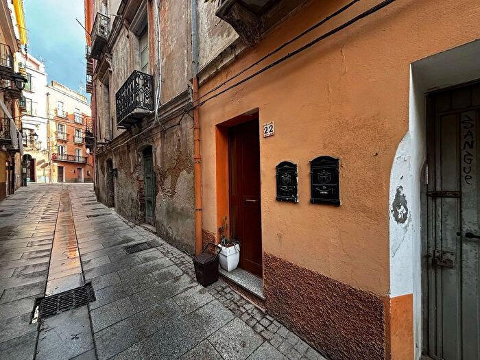 Appartamento quadrilocale in vendita in Via Cannelles, Iglesias