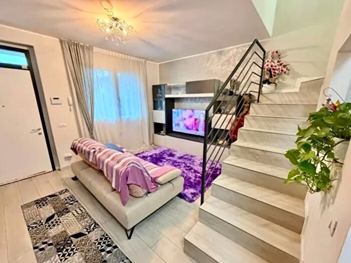 Casa trilocale in vendita in Via Paolo Tibaldi, Piacenza