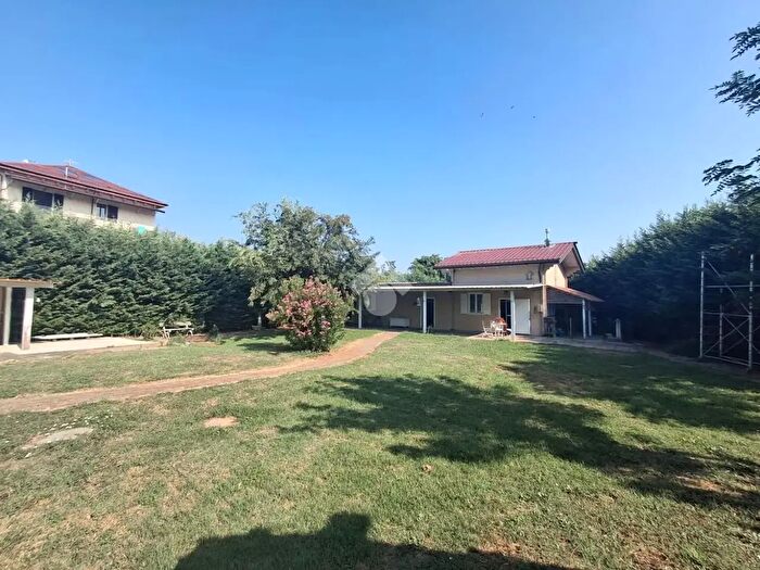 Casa trilocale in vendita in Frazione Godi, San Giorgio Piacentino