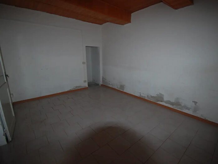 Casa con 10 locali in vendita in Bondeno