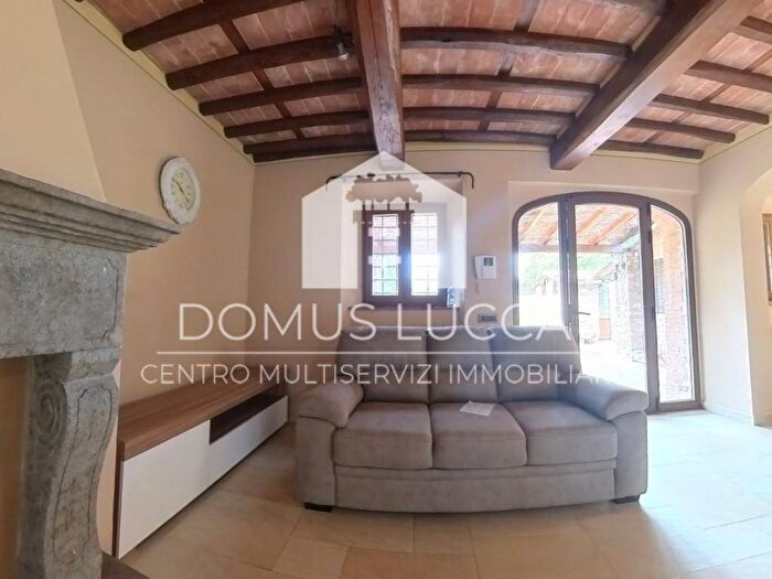 Casa quadrilocale in affitto in Via di S Pieretto, Verciano Guamo, Capannori