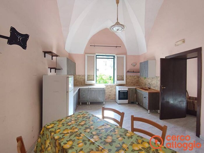 Appartamento con 6 locali in affitto in Via delle Bombarde, Centro Storico, Lecce