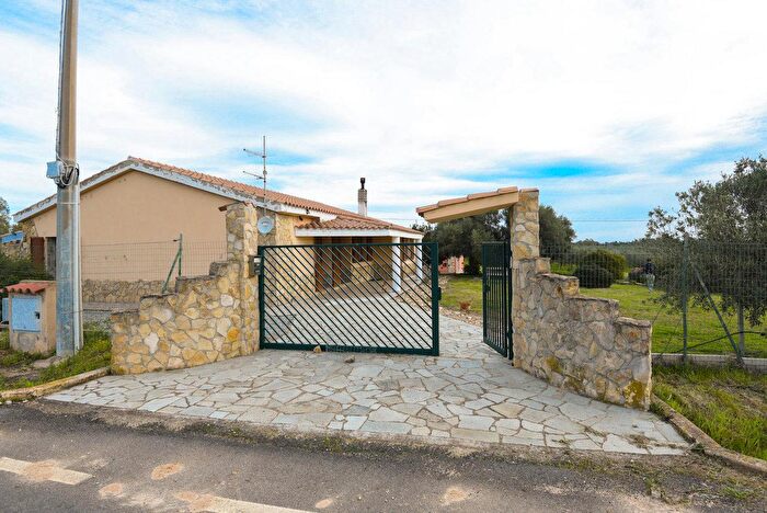 Casa quadrilocale in vendita in Loc Sito, Castiadas